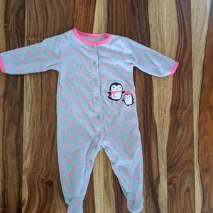 🌟2/$5🌟 Carter's. Fleece footed pajamas. GUC